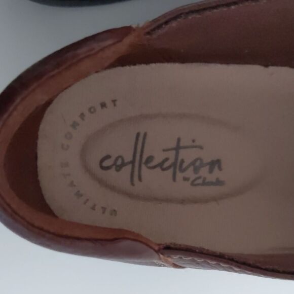 Clarks Brown Leather Flats - Picture 7 of 8